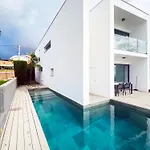 Sunshine With Optionally Heated Pool 150m Above Ocean & Sandy Вилла *