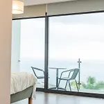Sunshine With Optionally Heated Pool 150m Above Ocean & Sandy