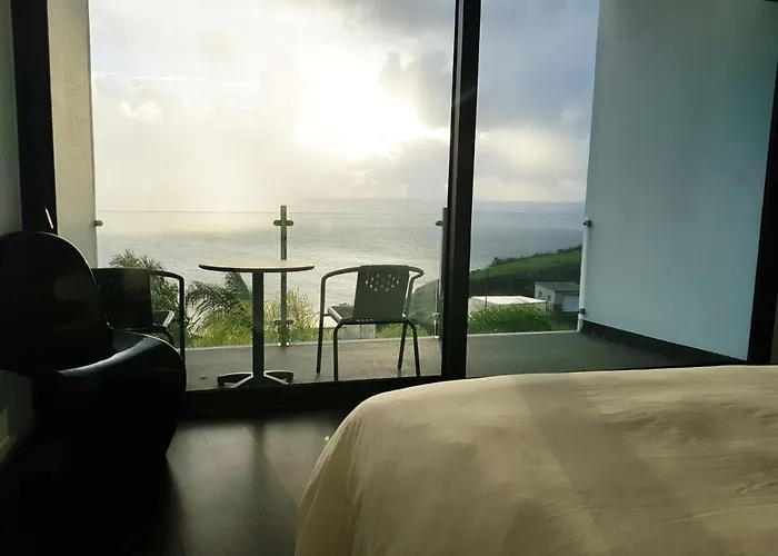 Вилла Sunshine With Optionally Heated Pool 150m Above Ocean & Sandy Estreito Da Calheta