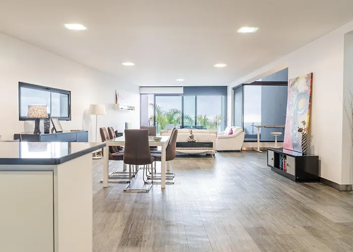 Sunshine With Optionally Heated Pool 150m Above Ocean & Sandy Вилла