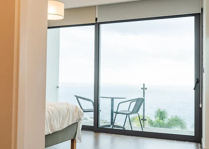 Sunshine With Optionally Heated Pool 150m Above Ocean & Sandy