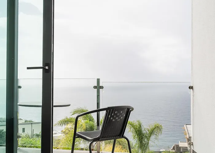 Sunshine With Optionally Heated Pool 150m Above Ocean & Sandy Вилла