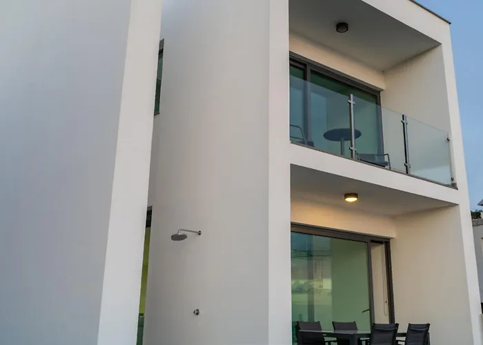 Вилла Sunshine With Optionally Heated Pool 150m Above Ocean & Sandy