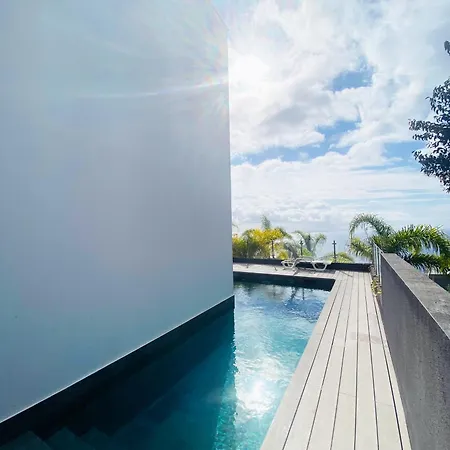 Sunshine With Optionally Heated Pool 150m Above Ocean & Sandy