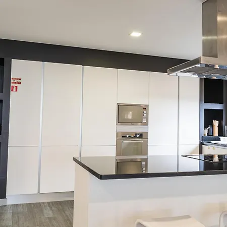 Sunshine With Optionally Heated Pool 150m Above Ocean & Sandy